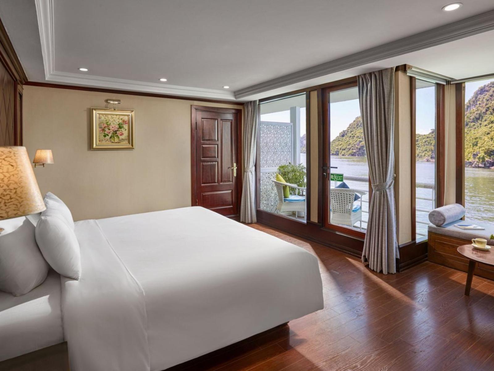 Halong Luxury Cruise Hotel ฮาลอง ภายนอก รูปภาพ