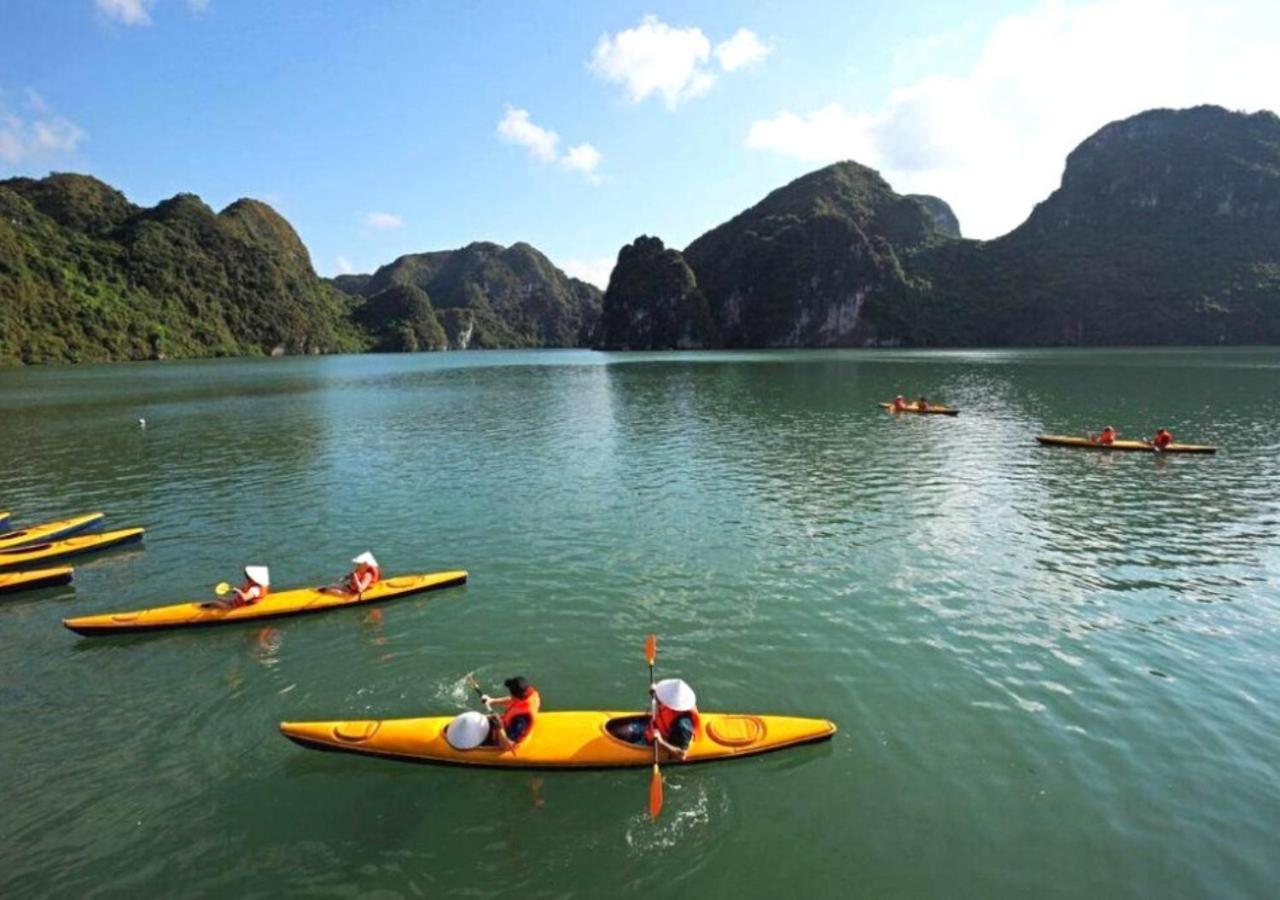 Halong Luxury Cruise Hotel ฮาลอง ภายนอก รูปภาพ